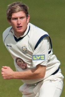 All-rounder Dawson bowls during Hampshire's draw with Leicestershire at The Ageas Bowl