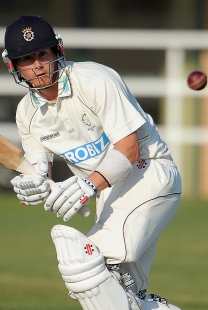 Rouse-Whites-Bat-2XI-Northants-LMI-1-208